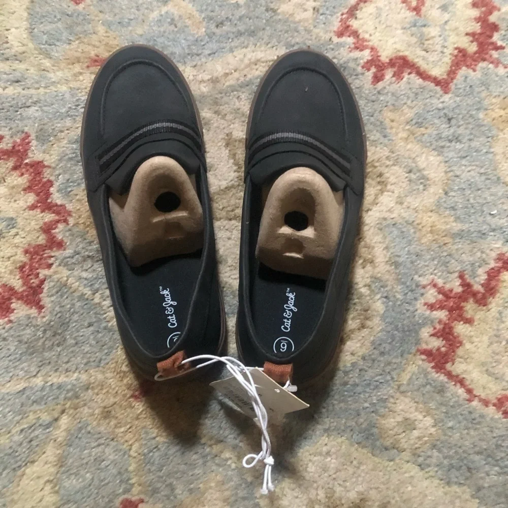 Beautiful Boys Bleu Loafer New With Tag Size 6